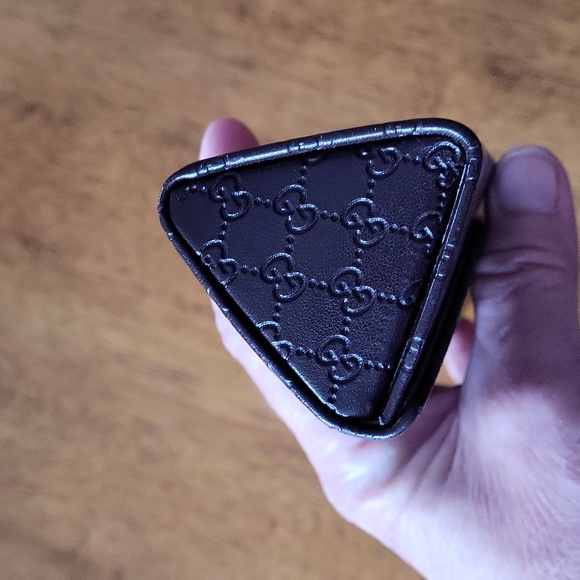 Gucci Triangle Glasses Case - Picture 2 of 7